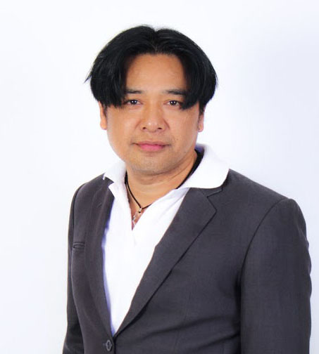 นายชาพันธคริตกานต์ จันทร์ขาว