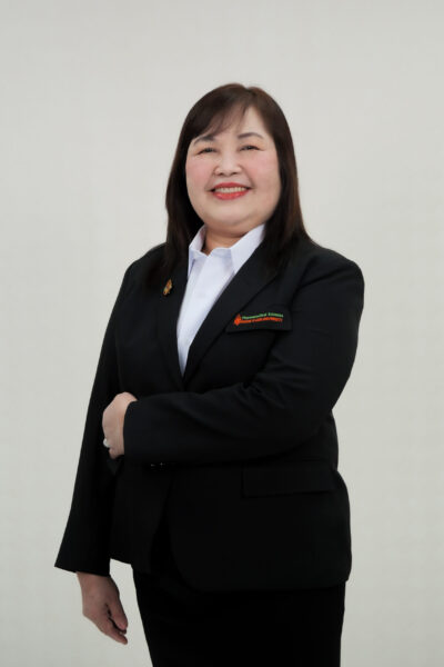 นางวรรธนา แพงเพ็ง